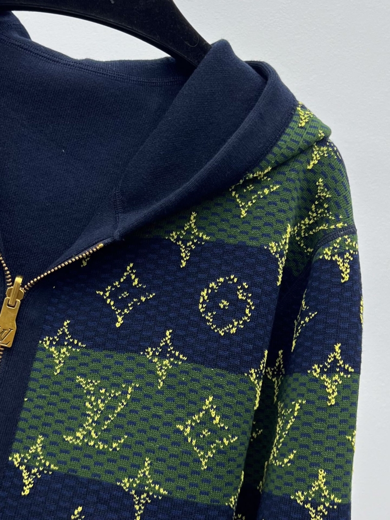 l0vis Vvtt0n outwear